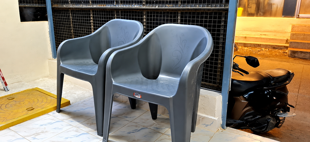 Waiting area seating