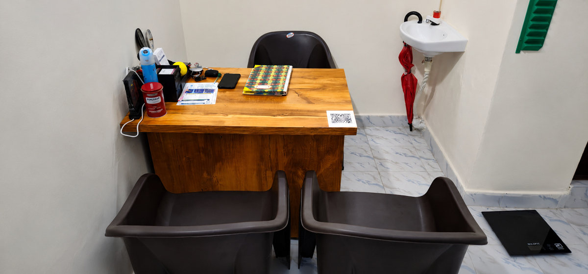 Consultation desk and office